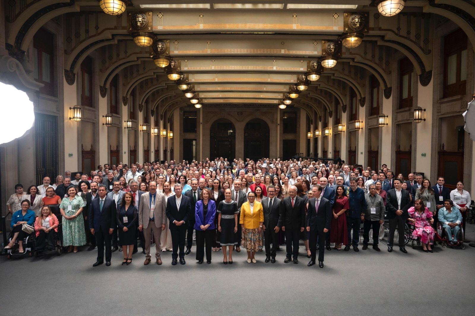 La presidenta Claudia Sheinbaum y el Congreso: Unidad bajo palabra.