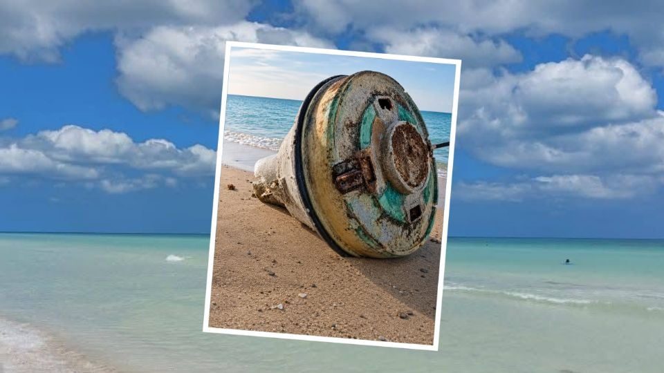Hallazgo de extraño objeto en playa de Yucatán genera misterio y teorías.